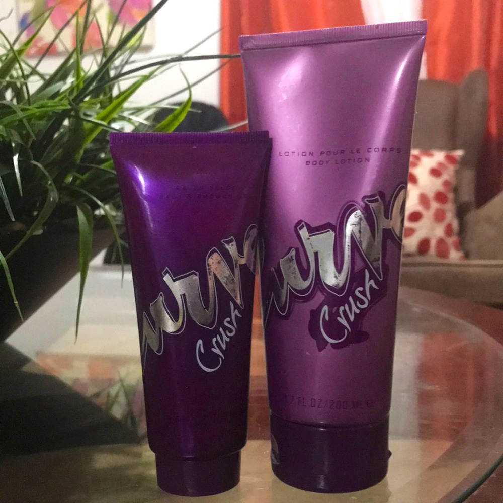 Curve crush shower gel and body lotion